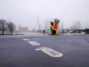 marathonbeeld marathon statue henk visch rotterdam street art