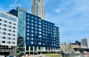 Mainport Hotel Rotterdam exterior leuvehaven